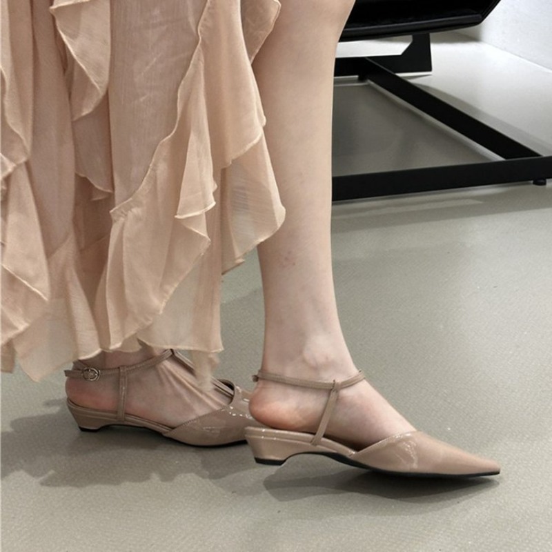 Womens Pointed Toe T-Strap Kit - Women Shoes Sandals avis et prix