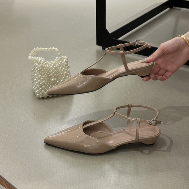 Womens Pointed Toe T-Strap Kit - Women Shoes Sandals avis et prix